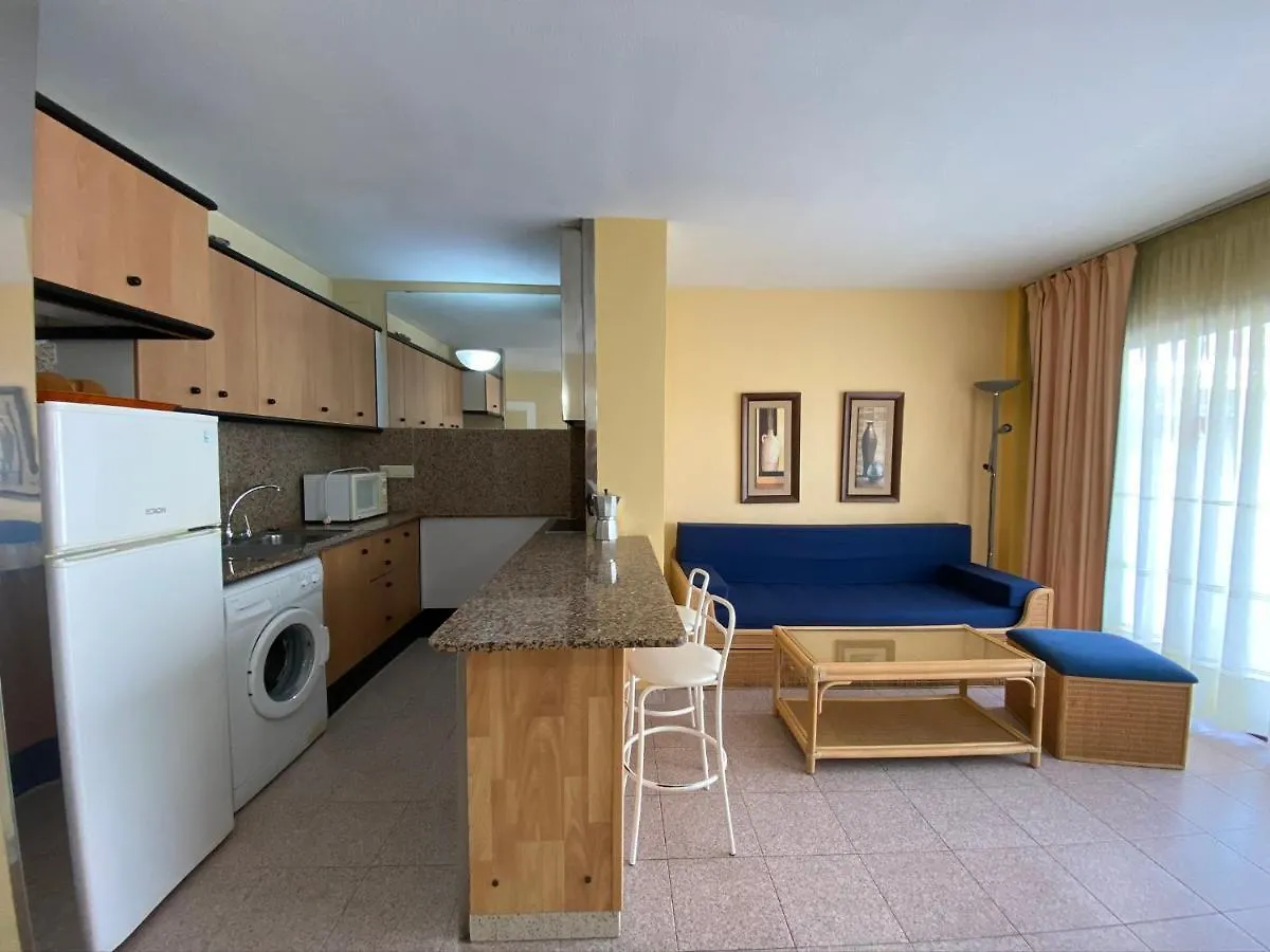 Apartamento Cerca De Playa サロウ アパート